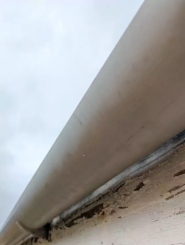 Fascias Soffits cleaning dirty after photo